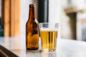 Any amount of alcohol consumption harmful to the brain, finds study