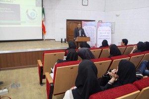 حضور و سخنرانی دکتر محمدرضا آی٬ رئیس آزمایشگاه ملی نقشه‌برداری مغز در مدرسه‌ی رادیولوژي ایران